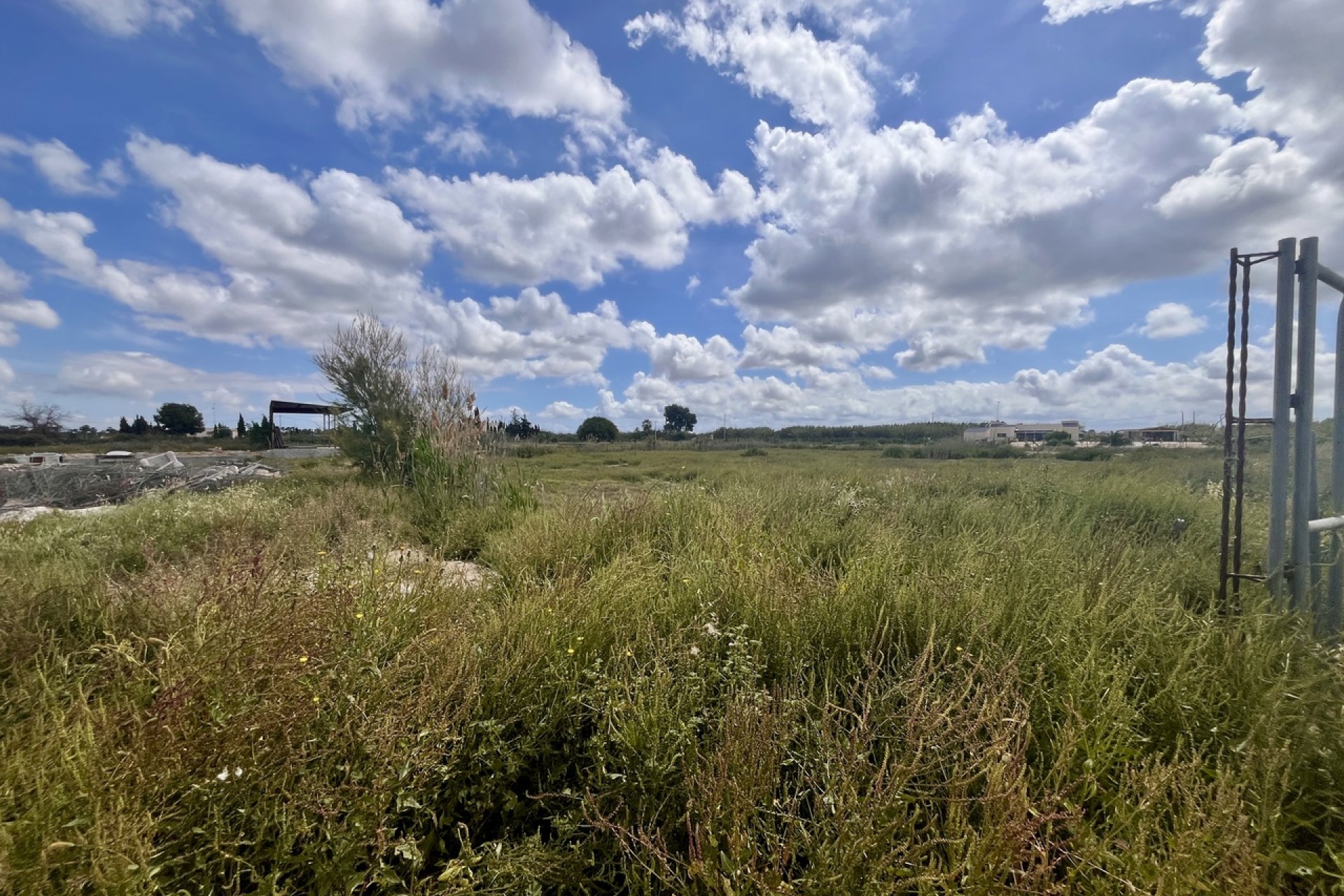 10,151 m² building lot with mountain views near Catral and the coast, Costa Blanca