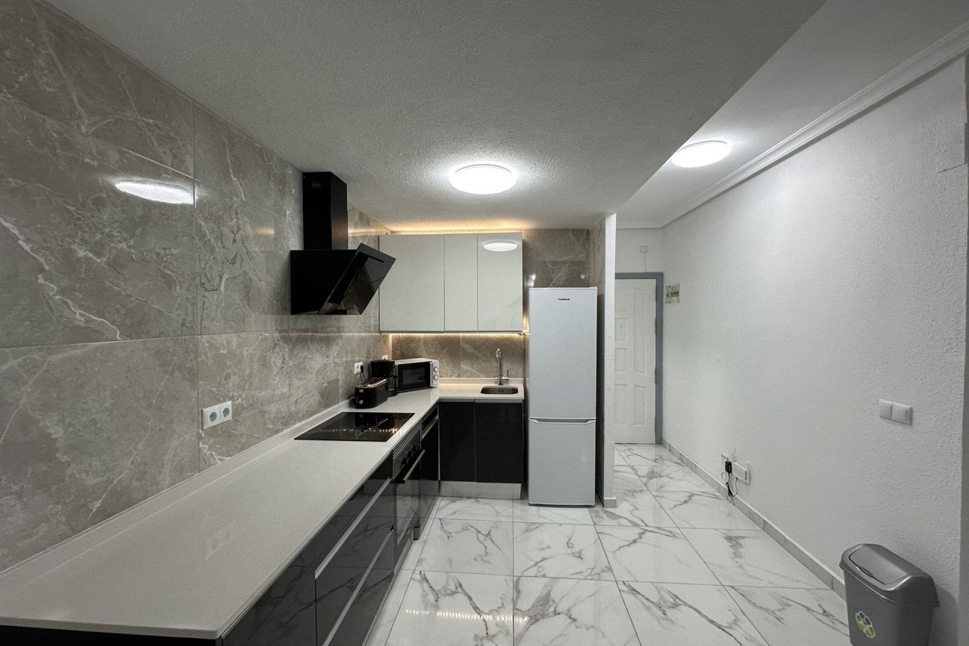 2-slaapkamer appartement Torrevieja 50m van strand met zeezicht