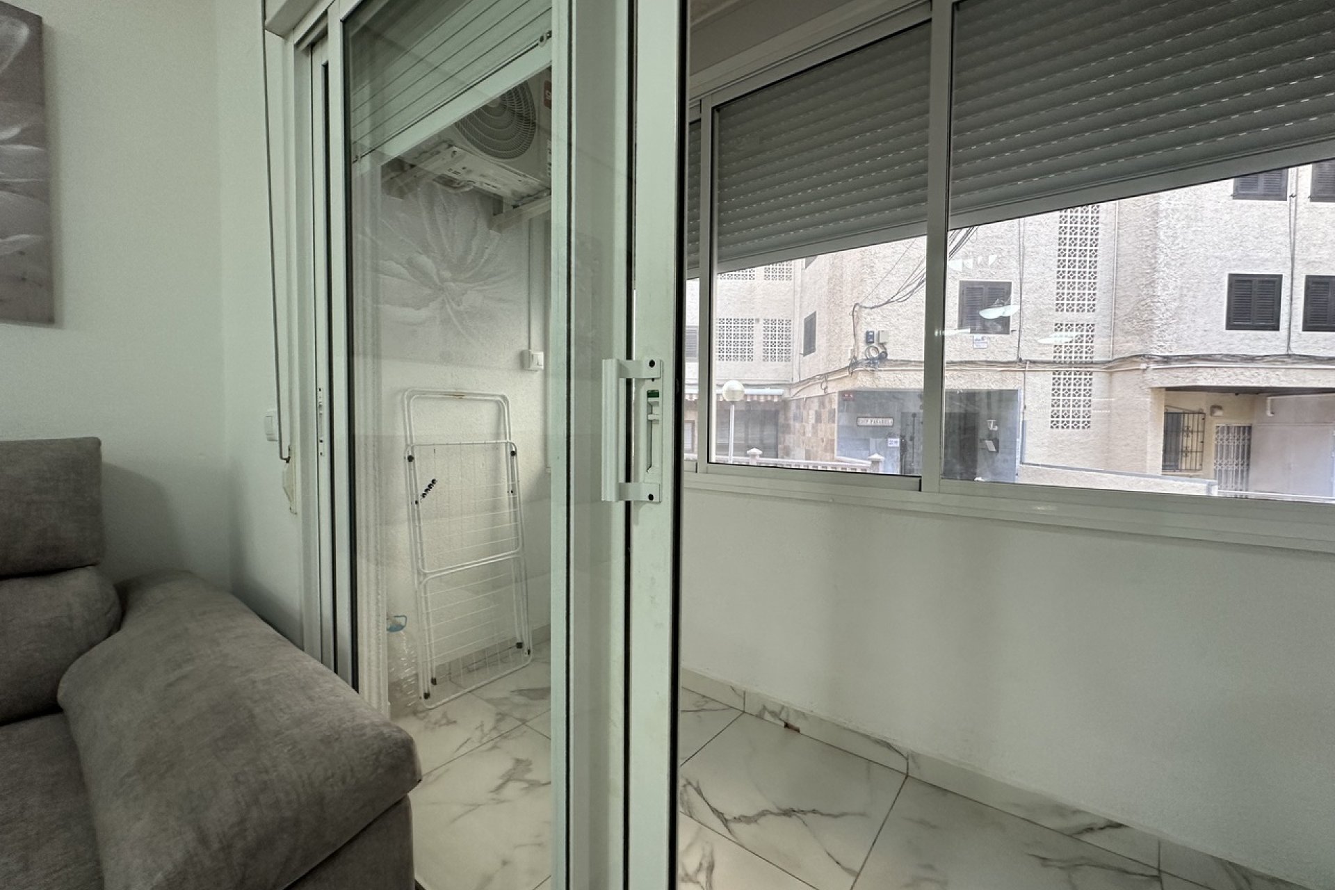 2-slaapkamer appartement Torrevieja 50m van strand met zeezicht
