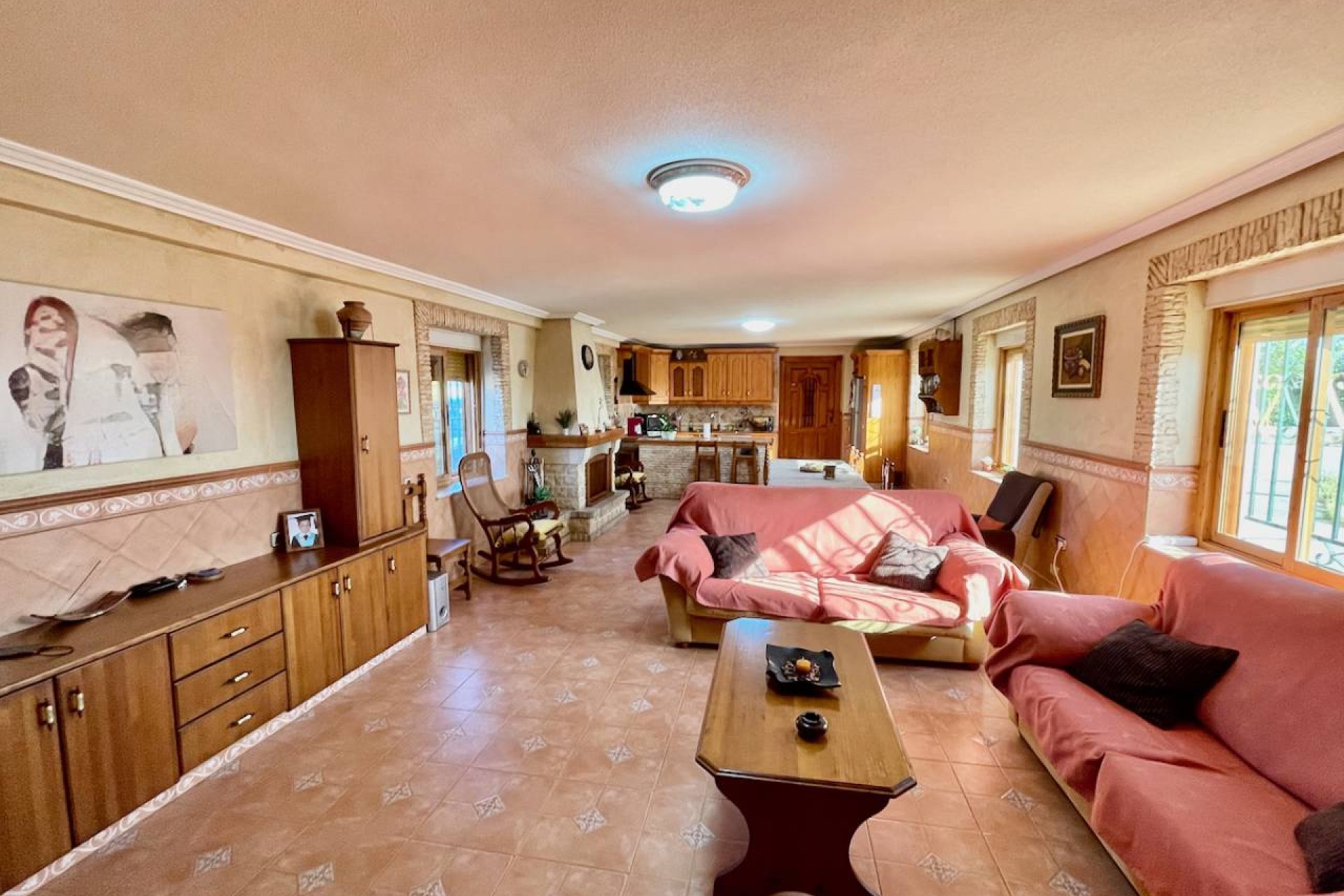 A charming 3-bedroom country finca with panoramic views near Orihuela