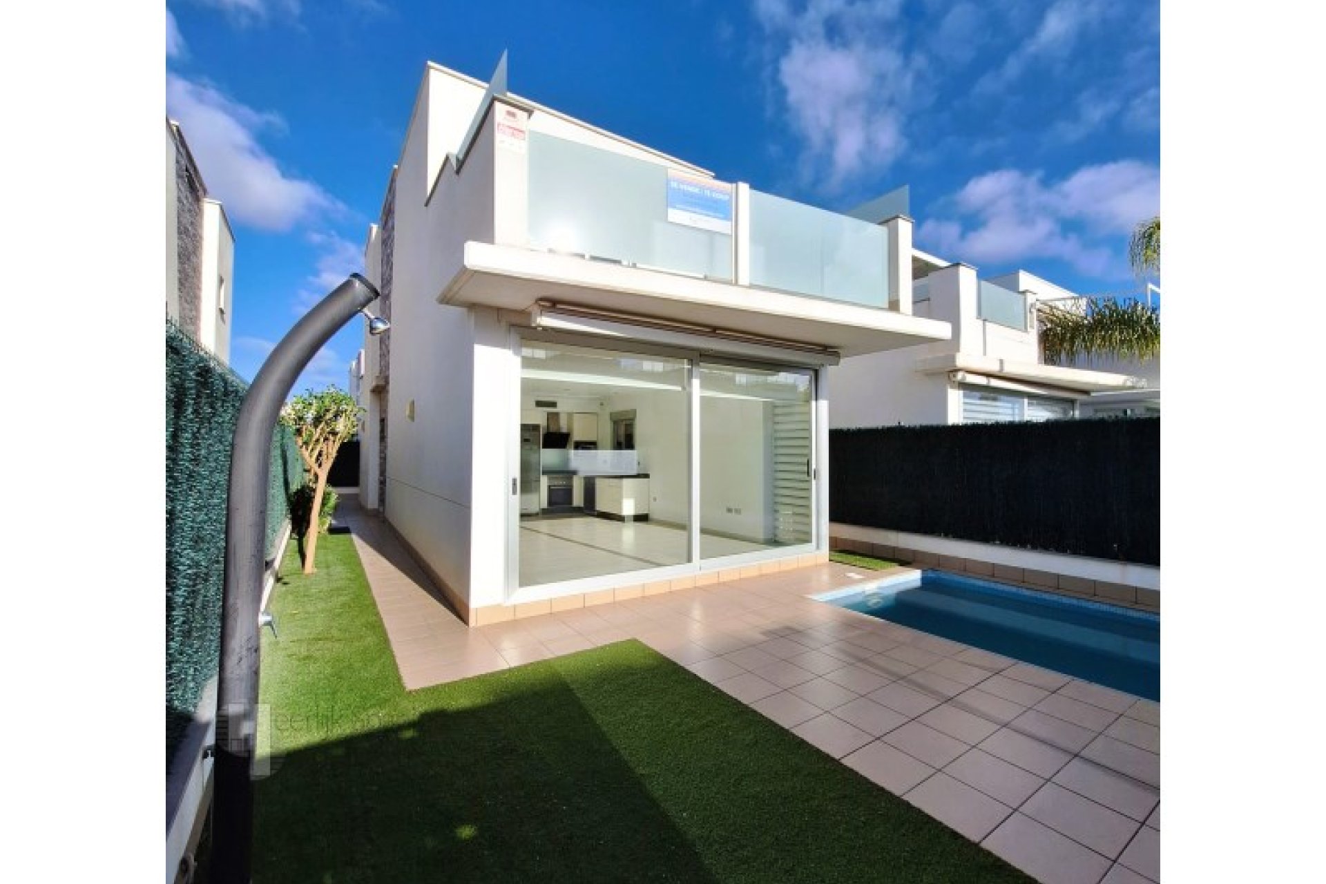 A charming south-facing 3-bedroom home with a private pool in Lo Pagán