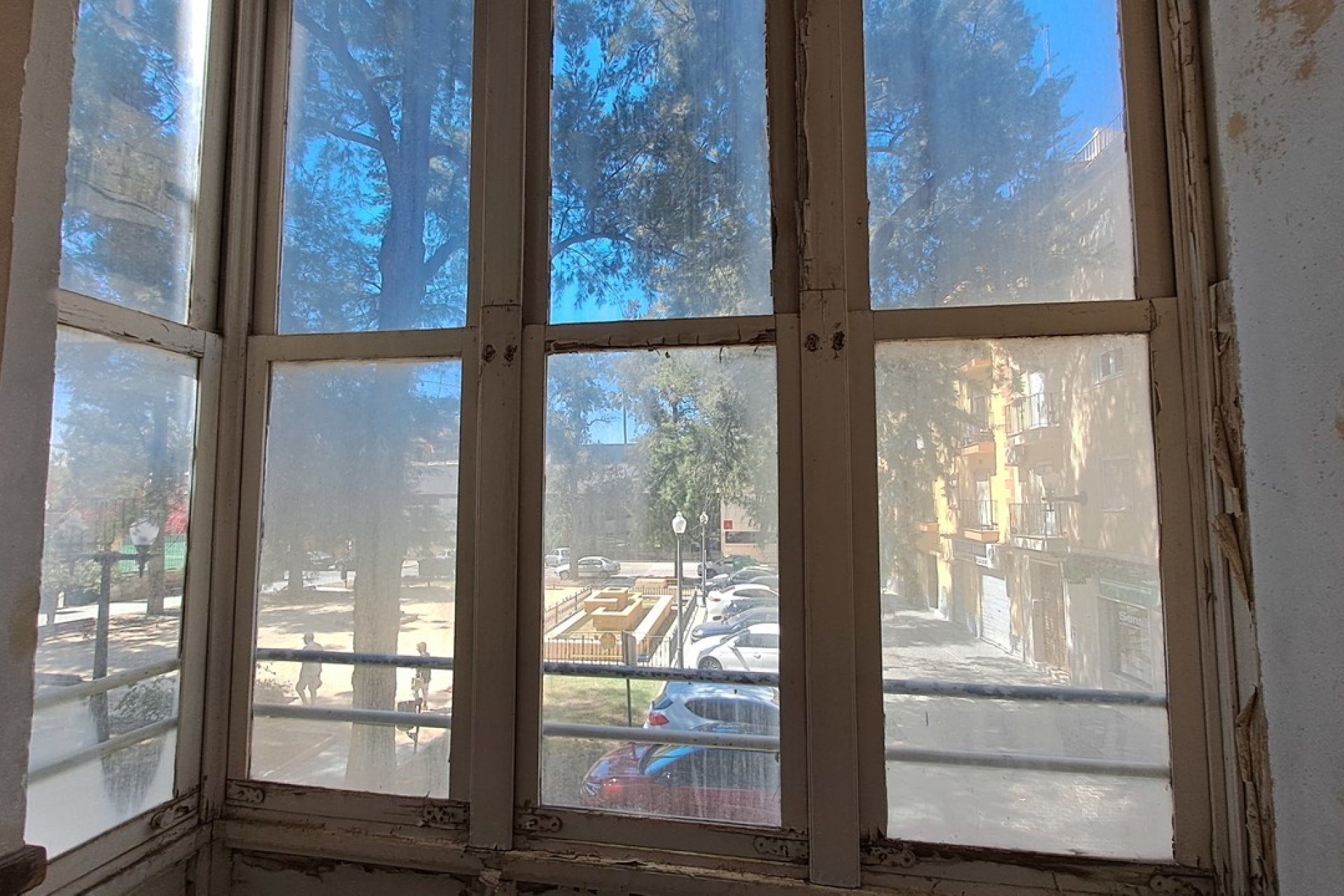 A unique historic property in Orihuela with investment potential and mountain views