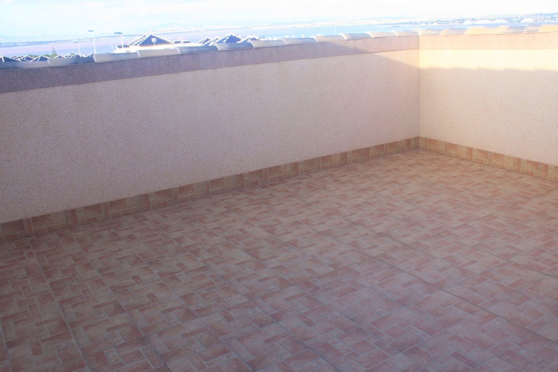 Adosado en Torrevieja con piscina y garaje en Los Altos