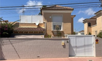 Adosado - Reventa - Guardamar del Segura -
                El Moncayo