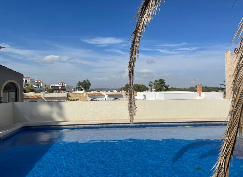 Adosado - Reventa -
            Los Balcones - CO-76265