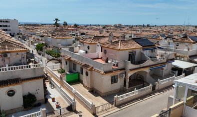 Adosado - Reventa - Orihuela Costa -
                Playa Flamenca