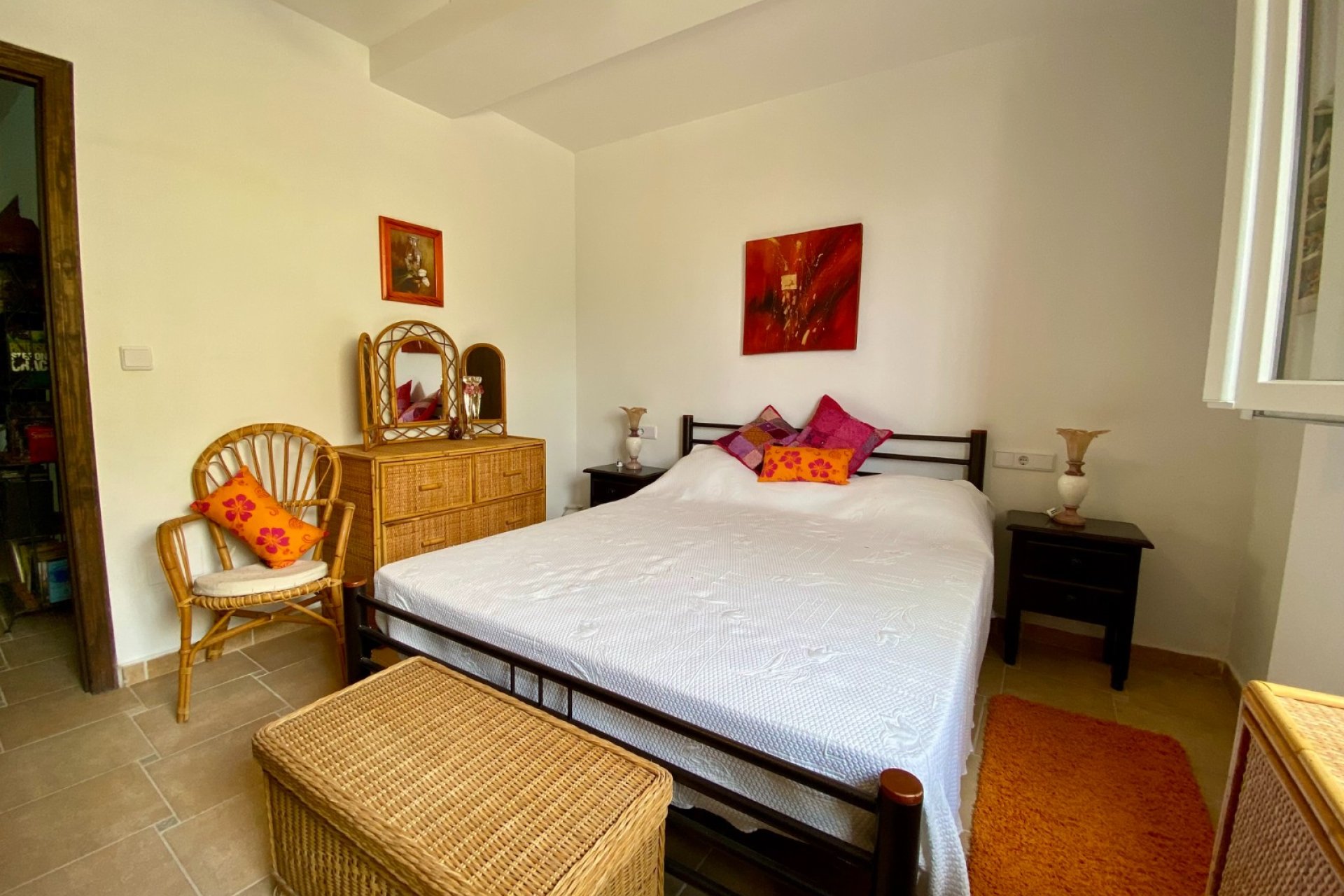 Amplia villa con piscina privada y vistas panorámicas a la montaña en Algorfa﻿