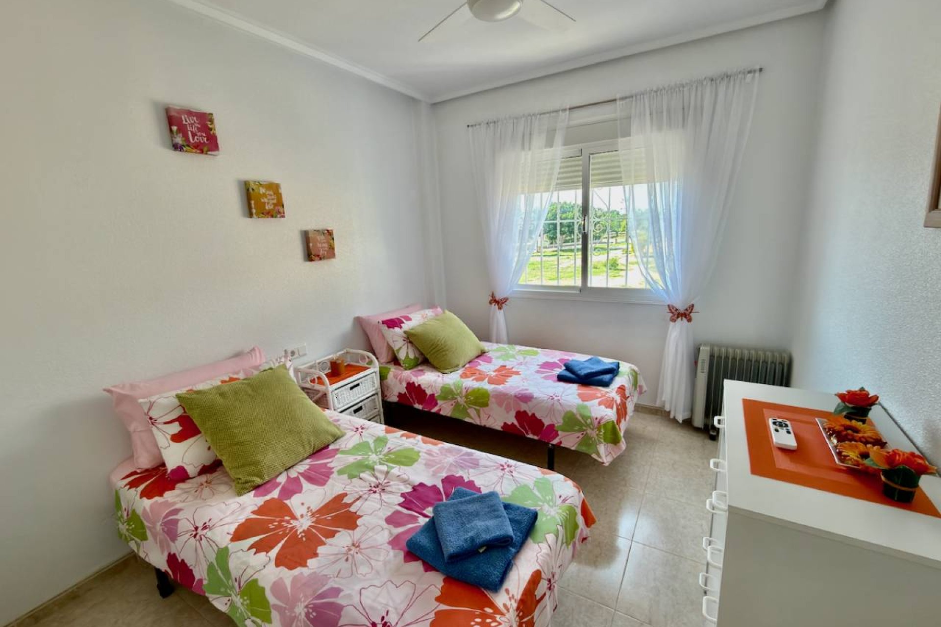 Apartamento con encanto, solárium y piscina en Ciudad Quesada, Costa Blanca