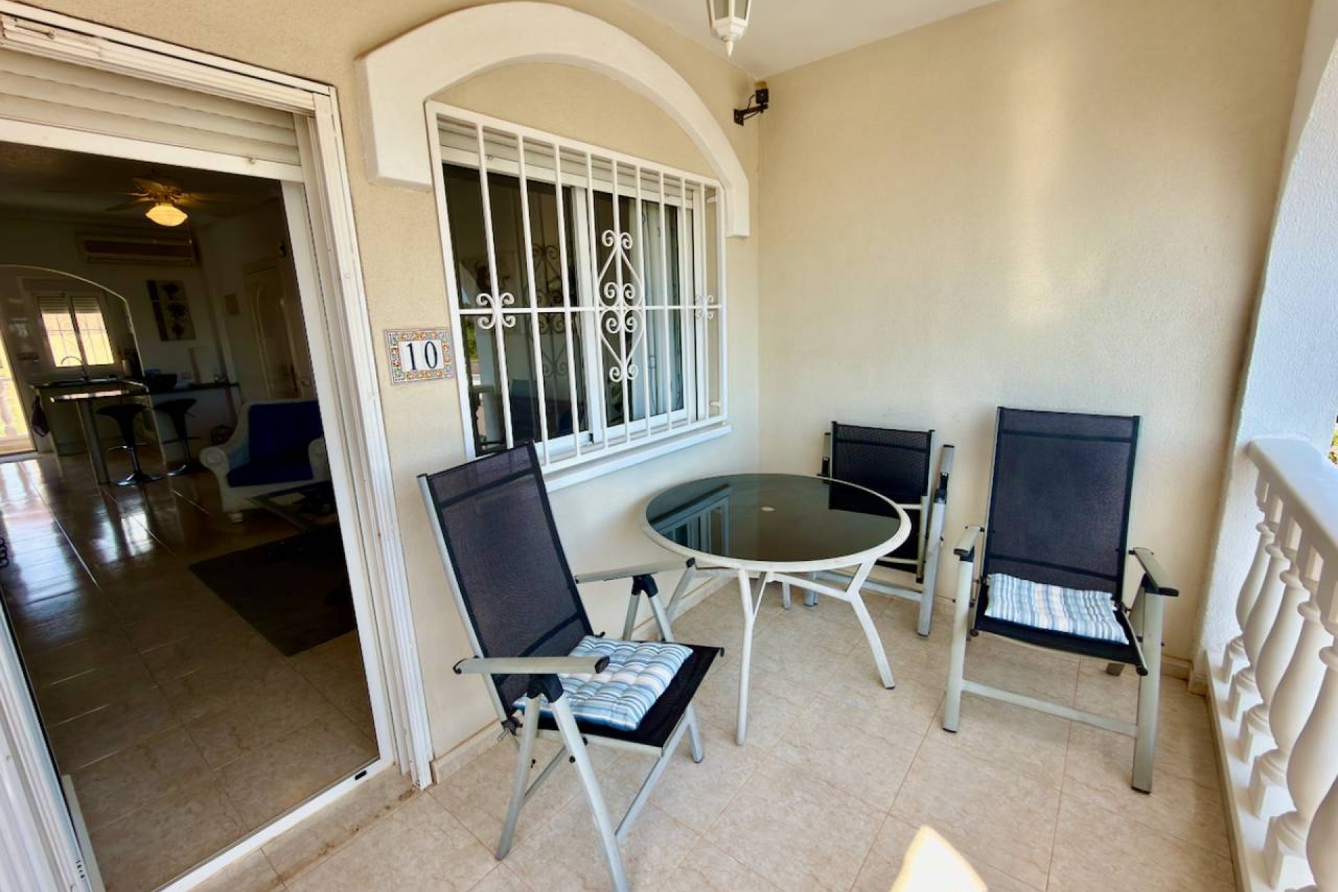 Apartamento con encanto, solárium y piscina en Ciudad Quesada, Costa Blanca