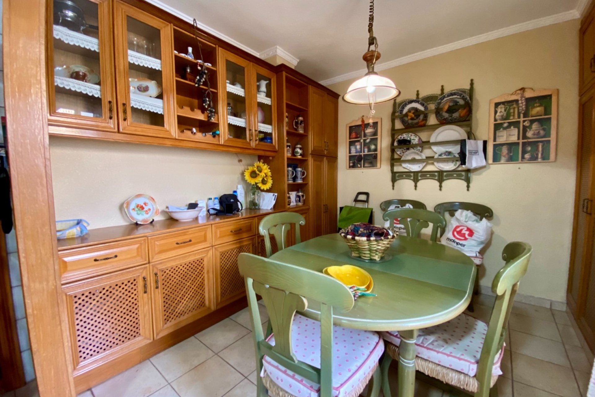 Apartamento con vistas al mar y piscina privada en Playa del Cura, Torrevieja