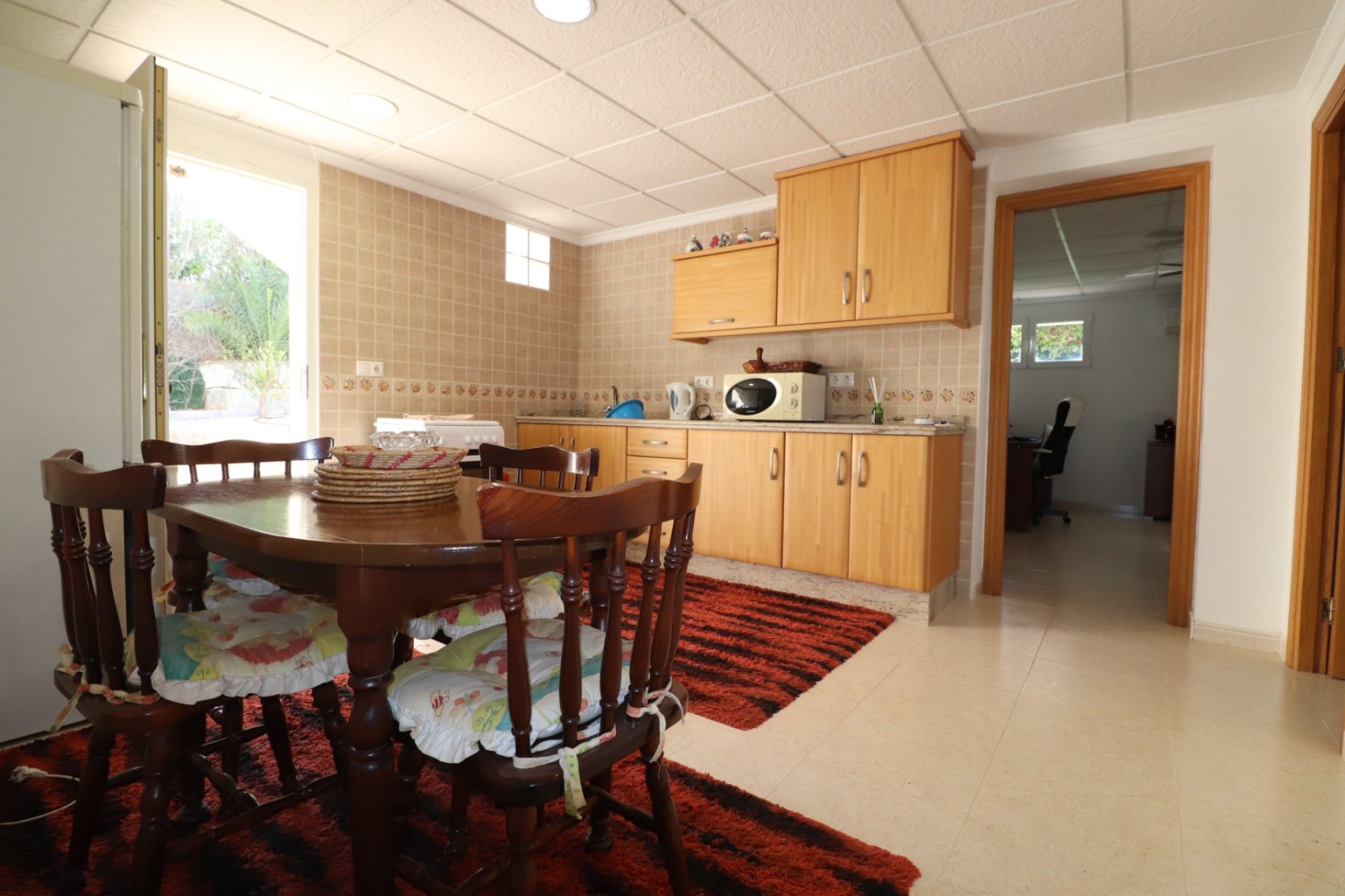 Apartamento de lujo en Intempo Benidorm con vistas panorámicas al mar y servicios