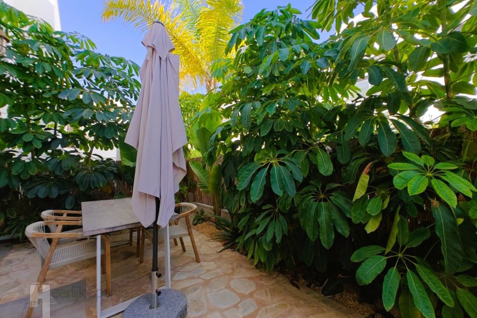 Apartamento en planta baja cerca de la playa en Santiago de la Ribera, totalmente amueblado