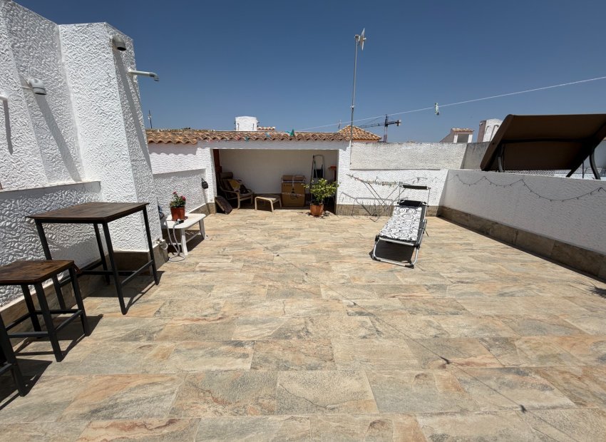 Apartamento en Vistabella Golf con piscina comunitaria
