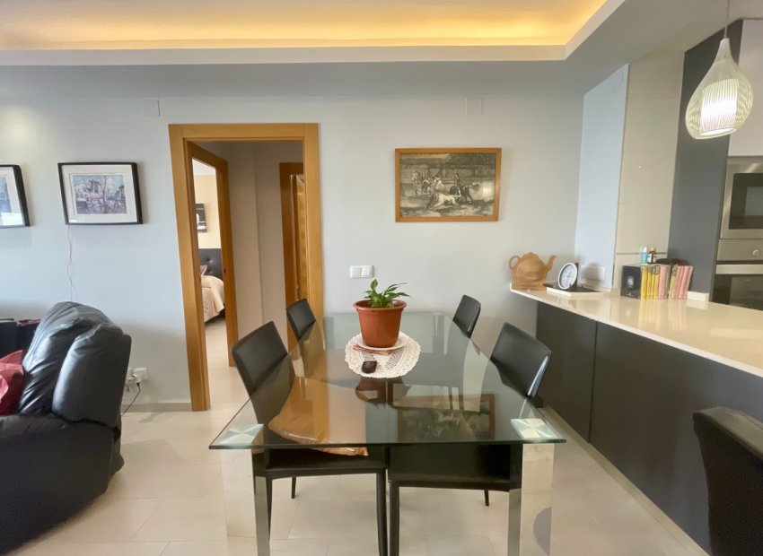 Apartamento frente al mar en Torrevieja con vistas al mar