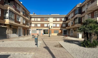 Apartamento / piso - Reventa - Jacarilla -
                Jacarilla