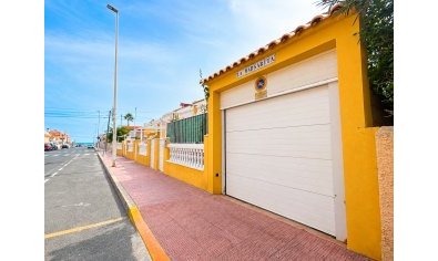 Apartamento / piso - Reventa - La Mata -
                La Mata