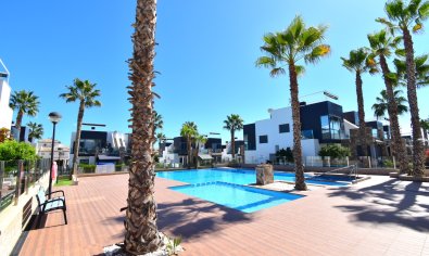 Apartamento / piso - Reventa - Orihuela Costa -
                Lomas De Cabo Roig