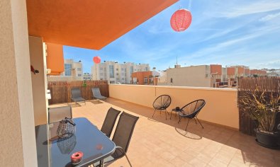 Apartamento / piso - Reventa - Orihuela Costa -
                Villamartín *