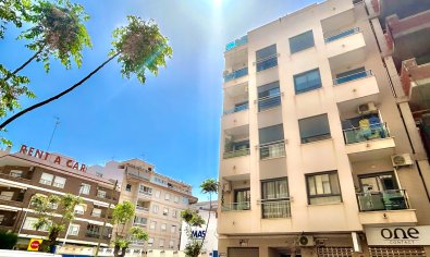 Apartamento / piso - Reventa - Torrevieja -
                Torrevieja