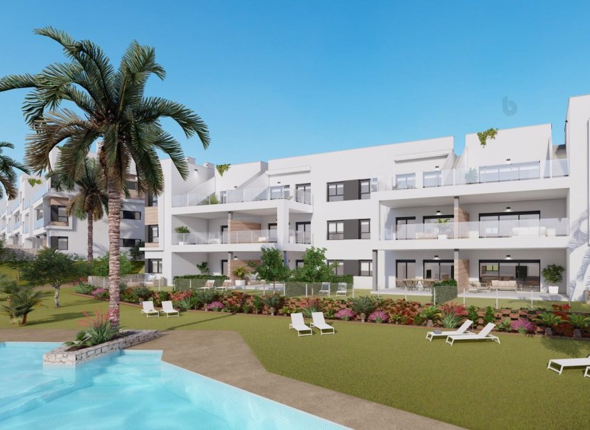 Apartamentos de obra nueva en el campo de golf en Pilar de la Horadada