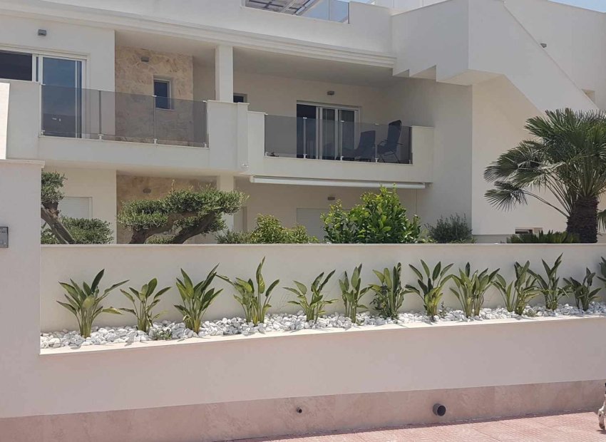 Apartment - Resale -
            Orihuela Costa - MM-54058