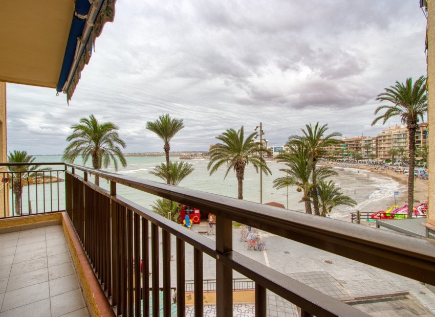 Apartment - Resale -
            Torrevieja - MM-42908