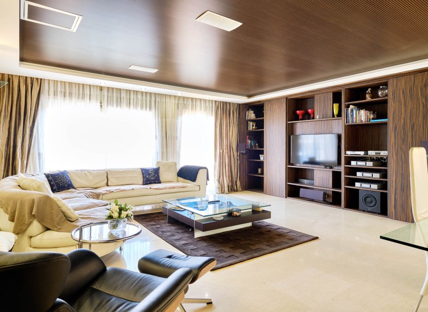 Apartment - Resale -
            Torrevieja - MM-81218