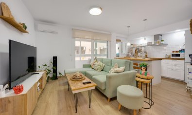 Apartment - Resale - Torrevieja -
                playa de los naufragos