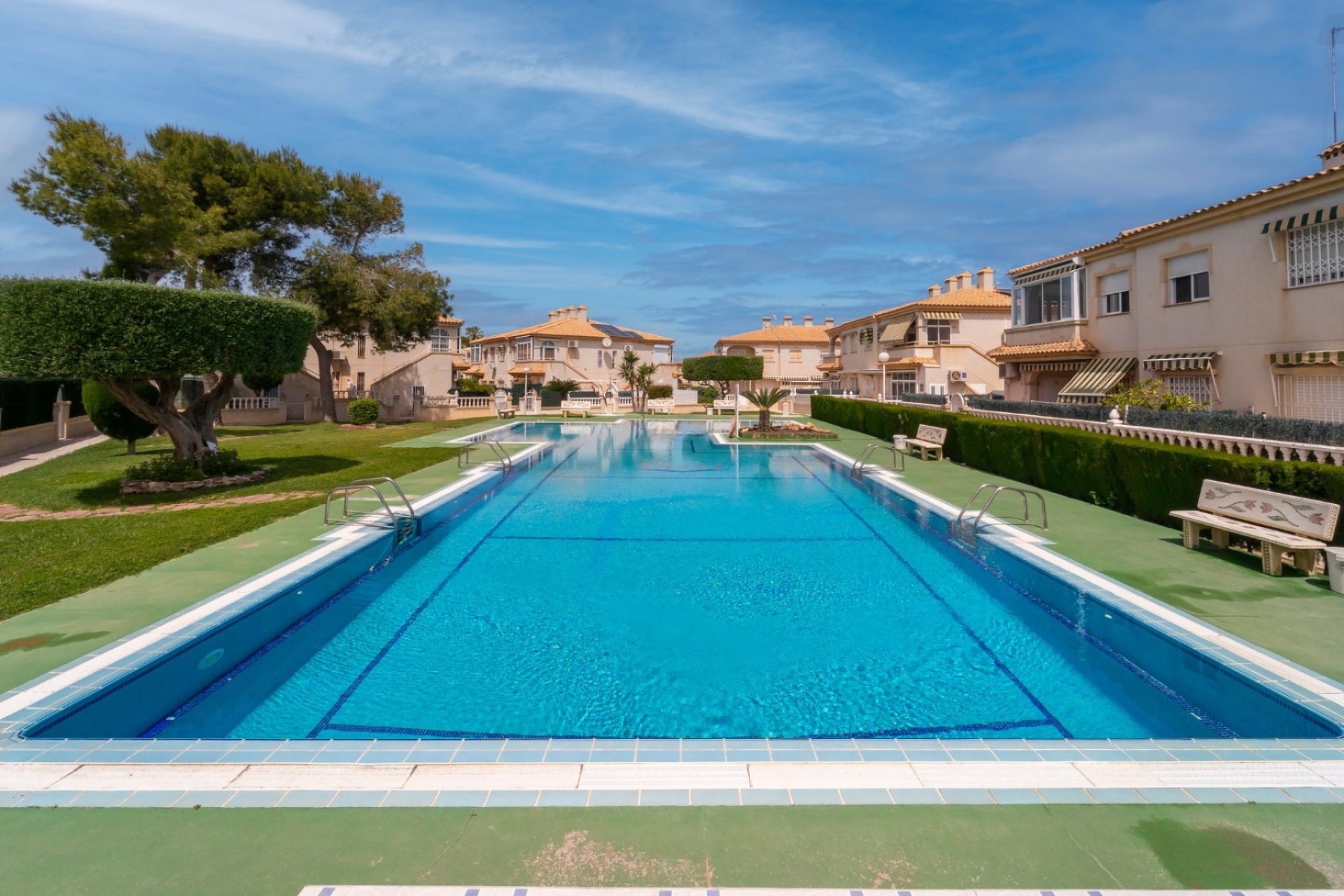 Apartment with ocean views in Aguas Nuevas, Torrevieja