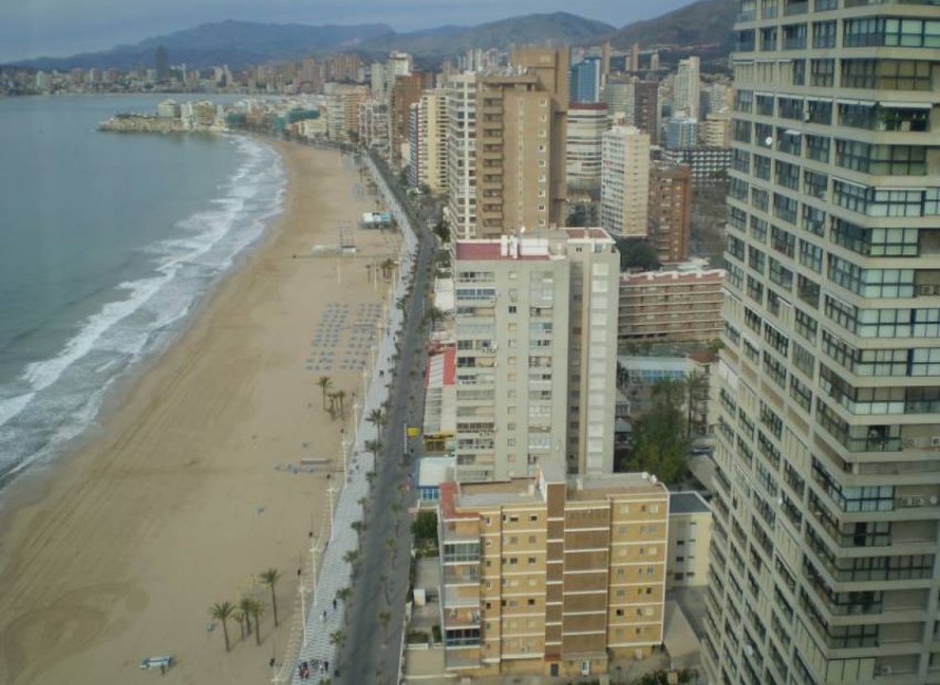 Apartment with sea view and terrace for sale on the Levante beach Benidorm