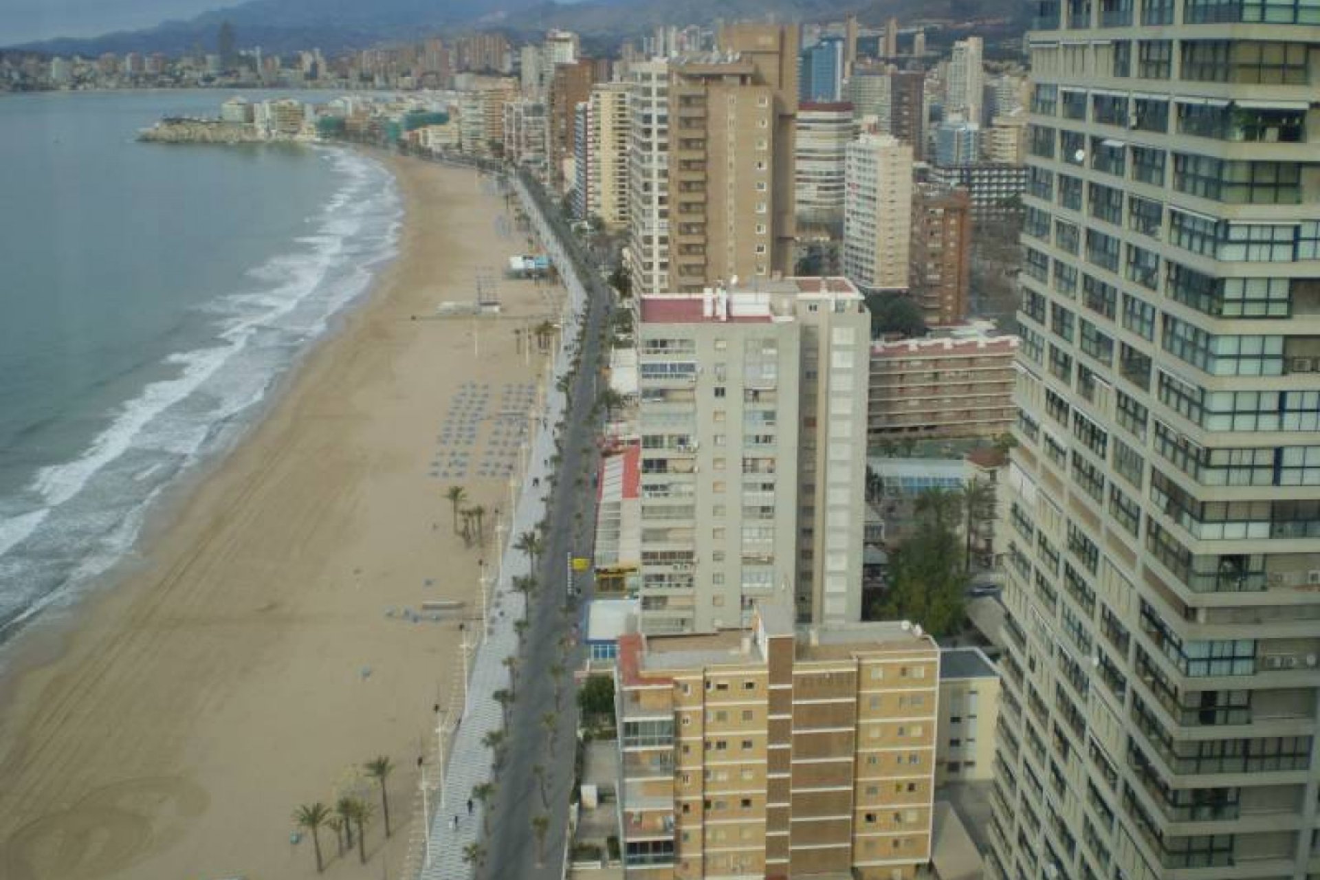 Apartment with sea view and terrace for sale on the Levante beach Benidorm