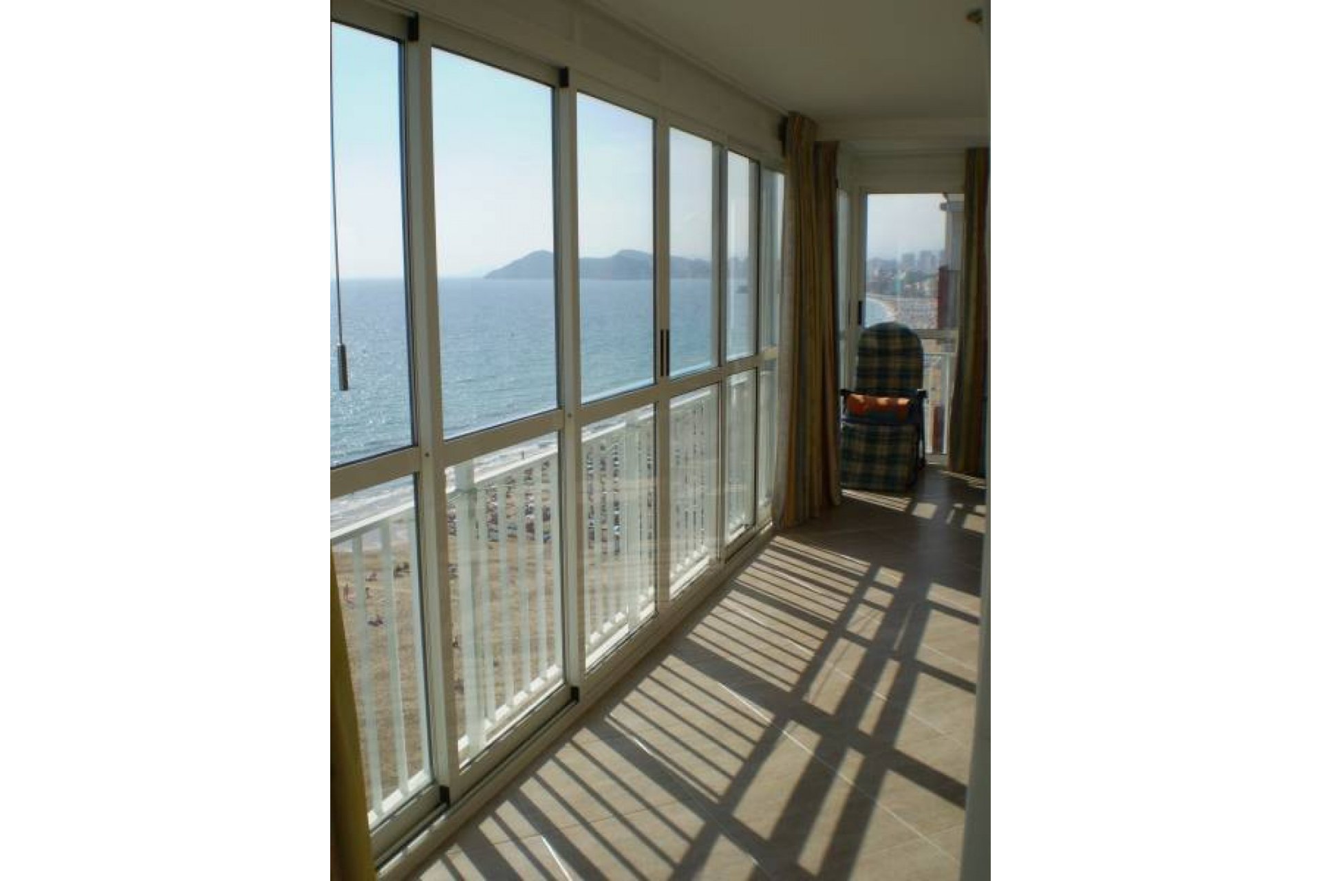 Apartment with sea view and terrace for sale on the Levante beach Benidorm