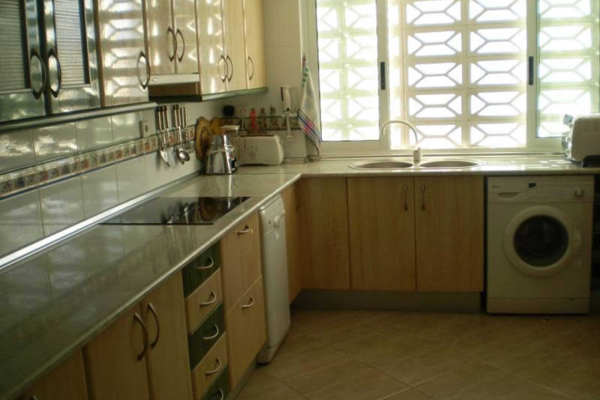 Apartment with sea view and terrace for sale on the Levante beach Benidorm