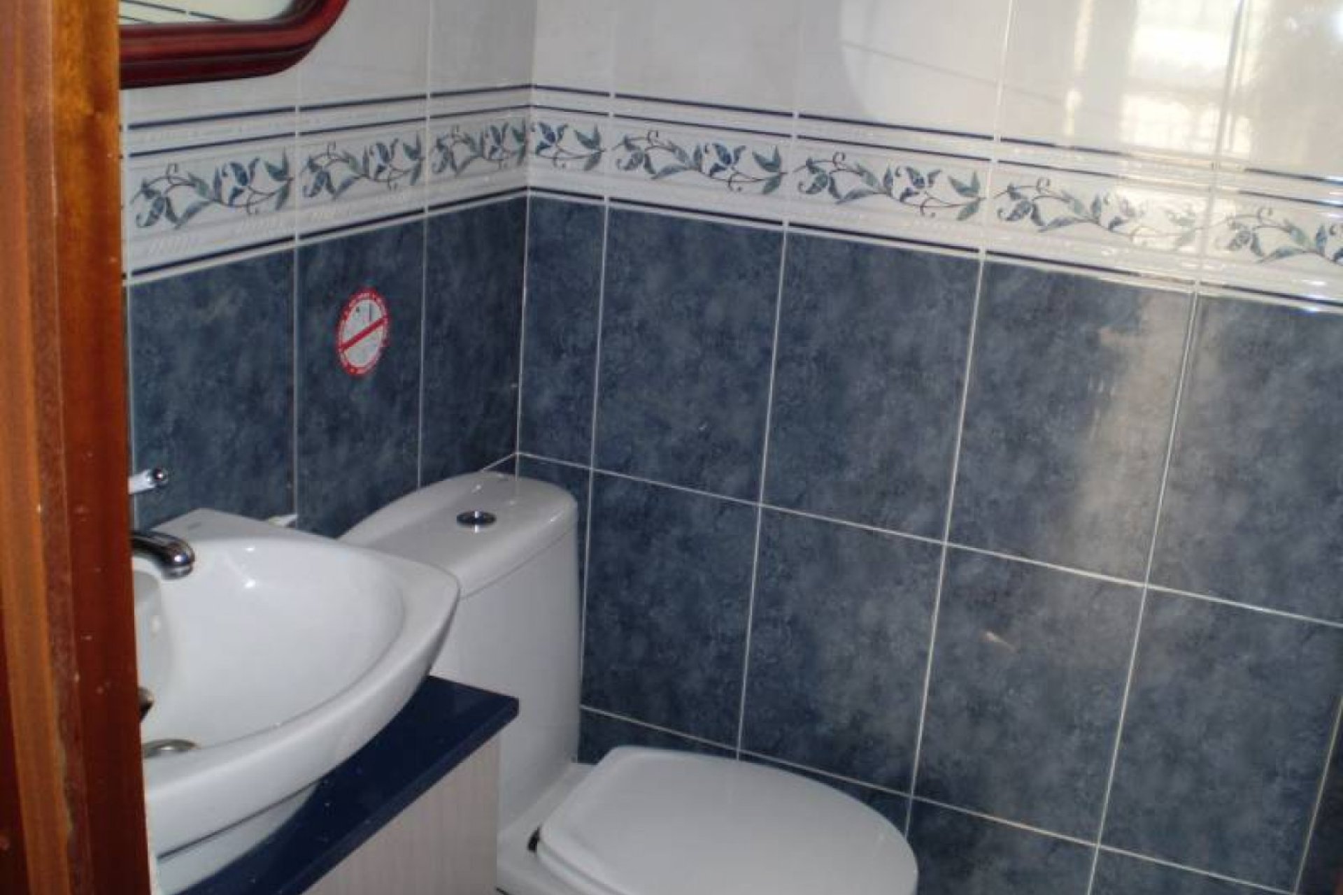 Apartment with sea view and terrace for sale on the Levante beach Benidorm