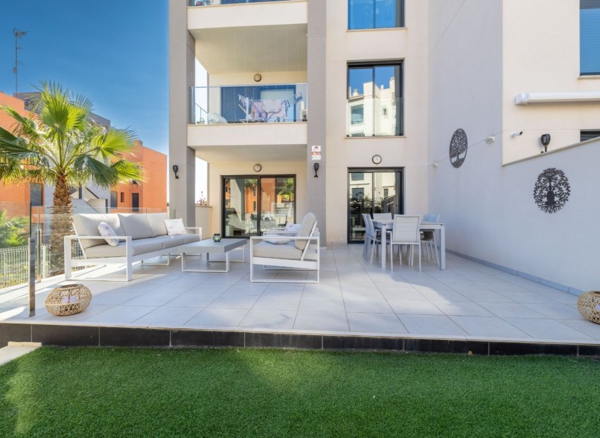 Appartement - Begane grond - Bestaande bouw -
            Orihuela Costa - CP22167