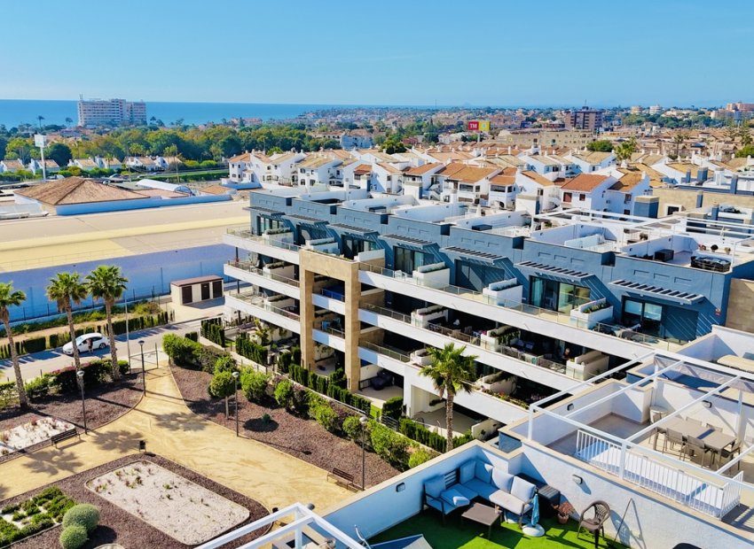 Appartement - Bestaande bouw -
            Orihuela Costa - CO-57513