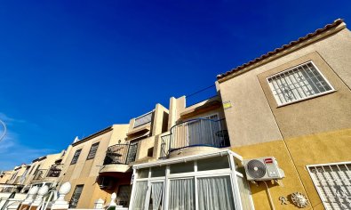 Appartement - Bestaande bouw - Torrevieja -
                Torrevieja