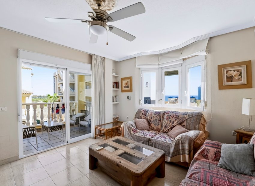 Appartement te koop in Guardamar del Segura met zwembad