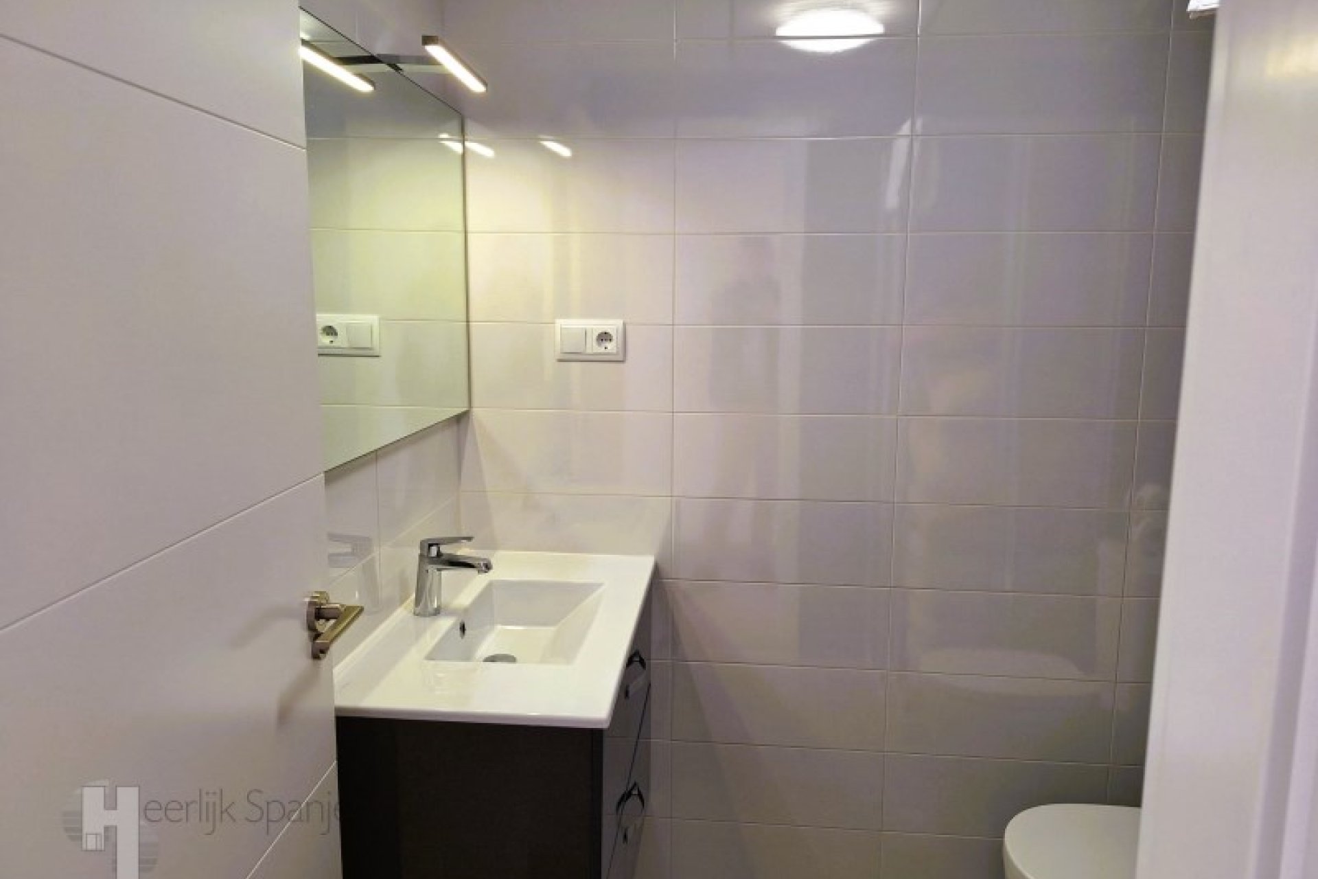 Ático de 2 dormitorios con terraza en la azotea y piscina en Lo Pagán, Costa Cálida