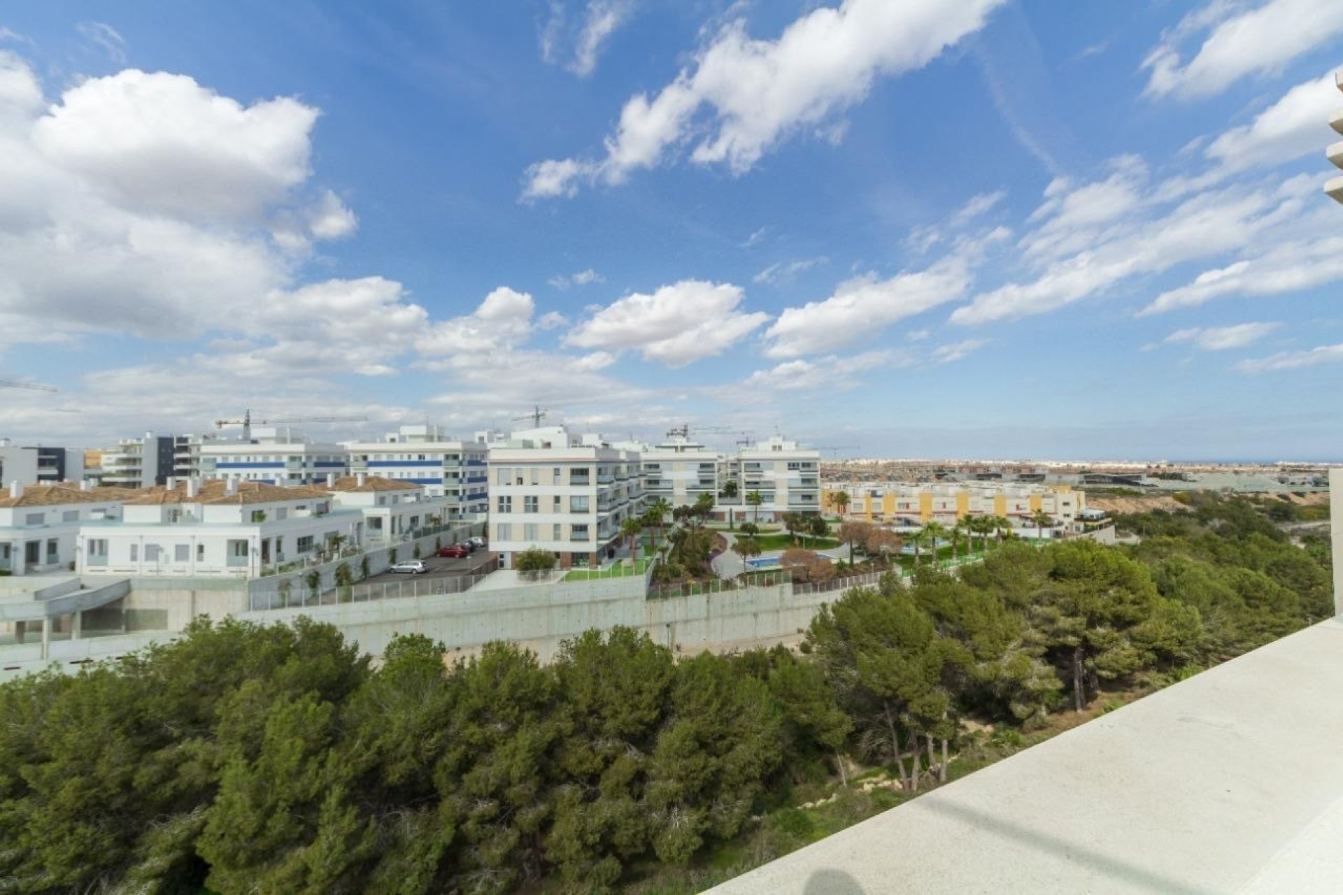 ﻿Ático de lujo con vistas al mar y 3 dormitorios en Los Dolses, Orihuela Costa
