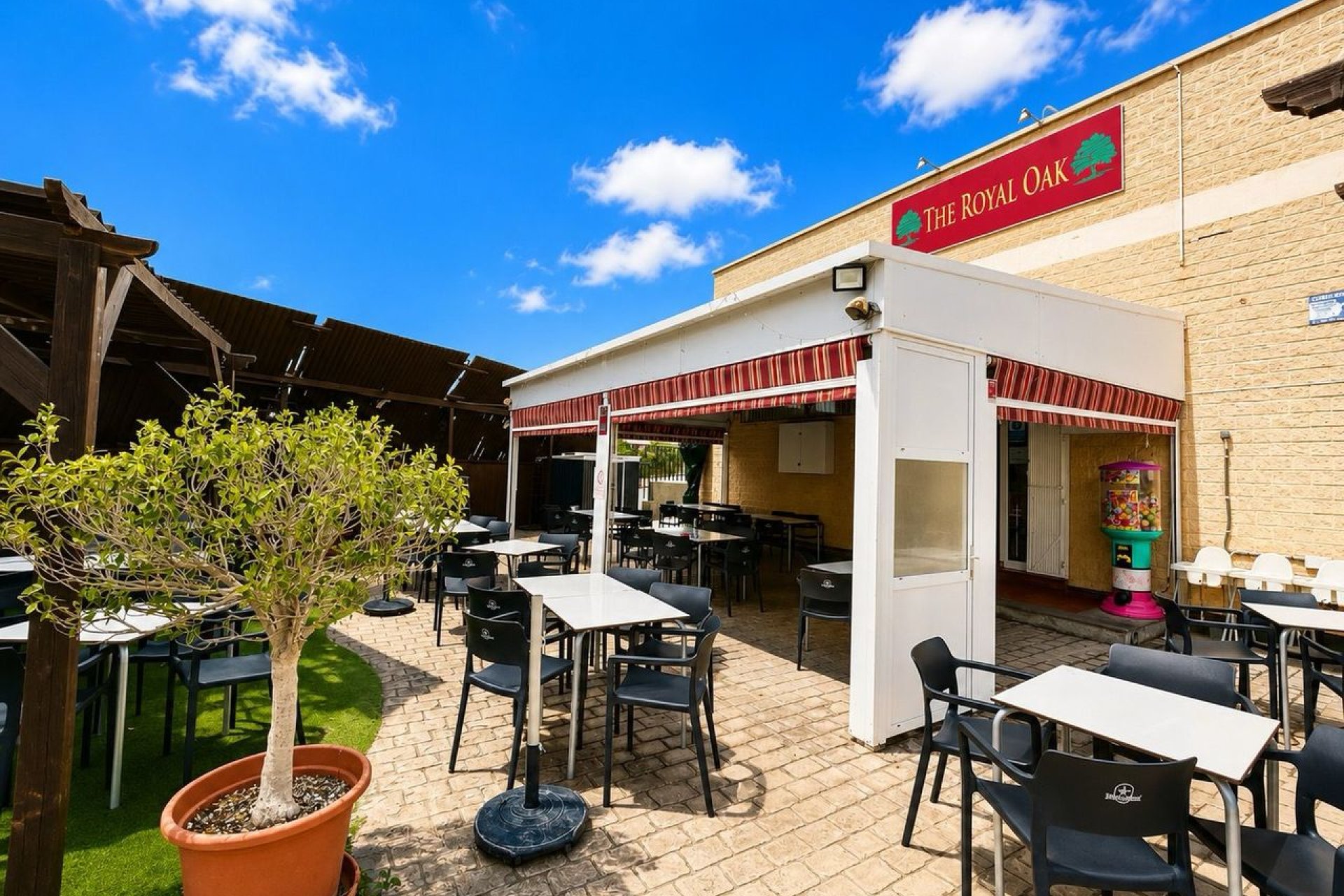 Bar en restaurant in Villamartín