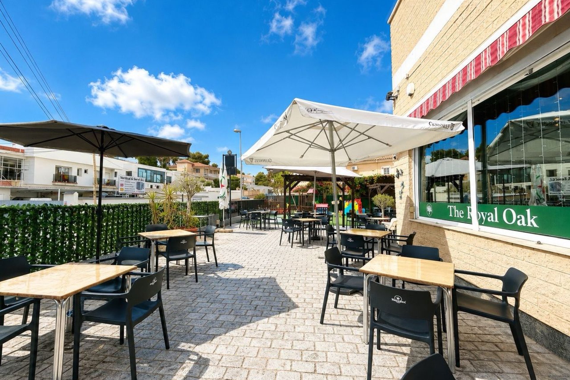 Bar en restaurant in Villamartín