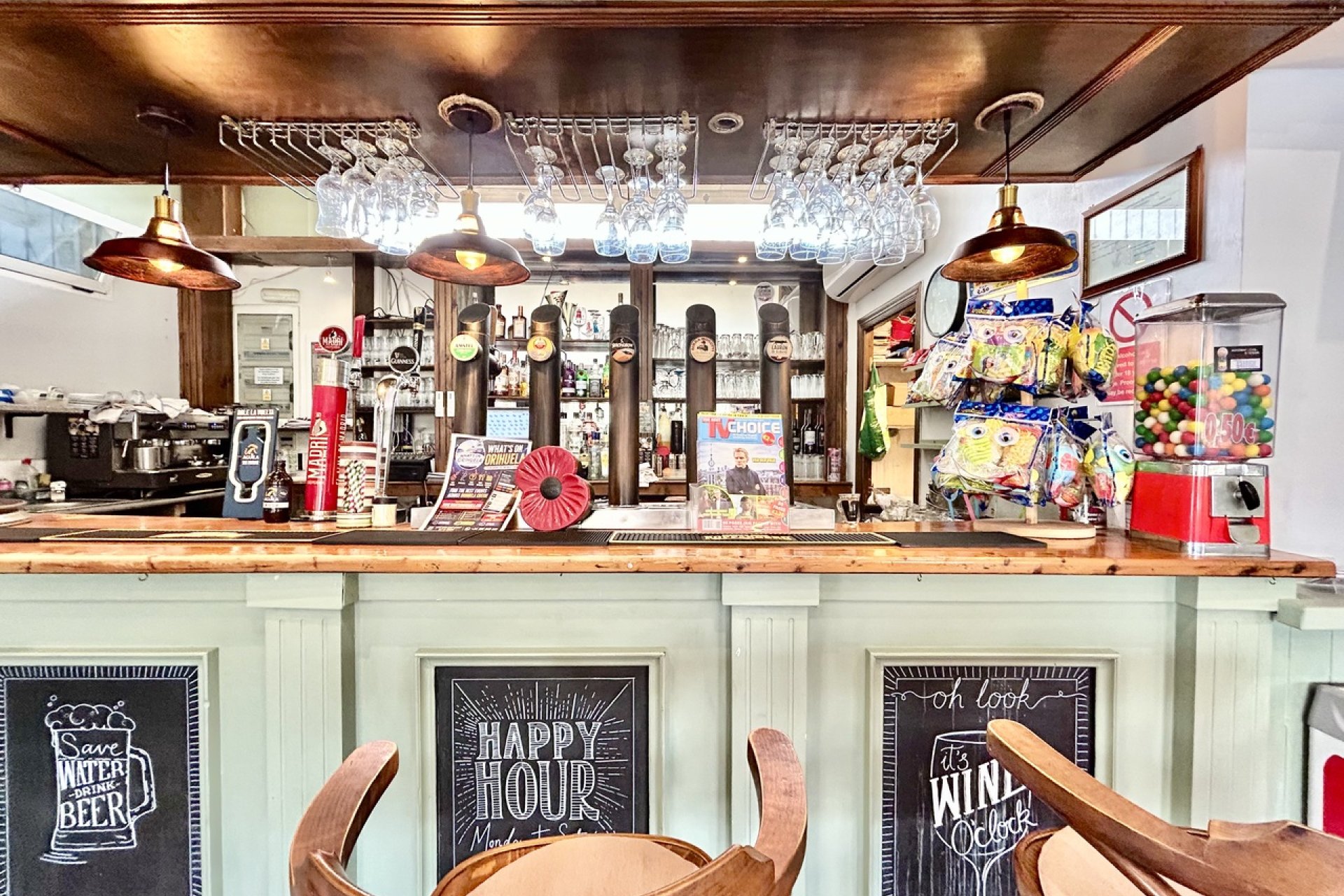 Bar en restaurant in Villamartín