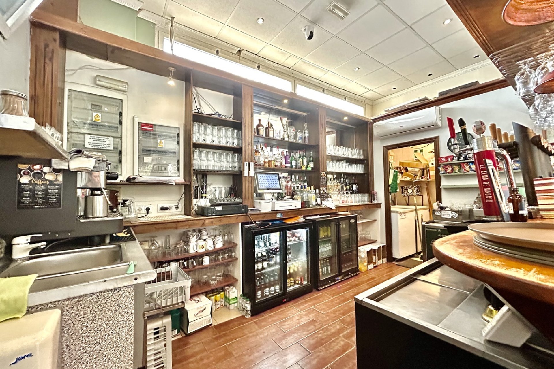 Bar en restaurant in Villamartín