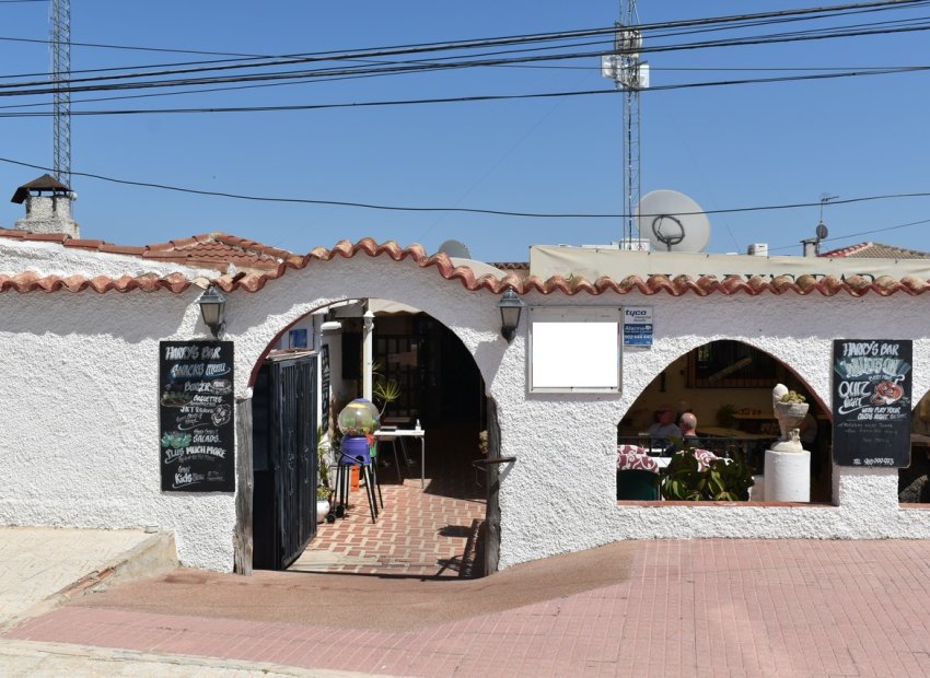 Bar-Restaurant for sale in Ciudad Quesada with a terrace and a view