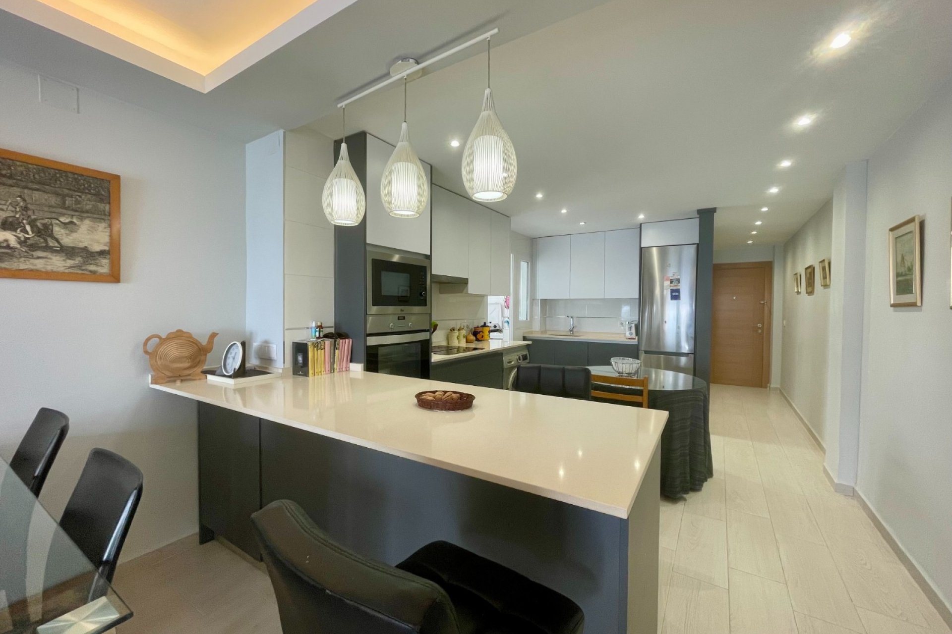 Beachfront apartment in Torrevieja with sea views