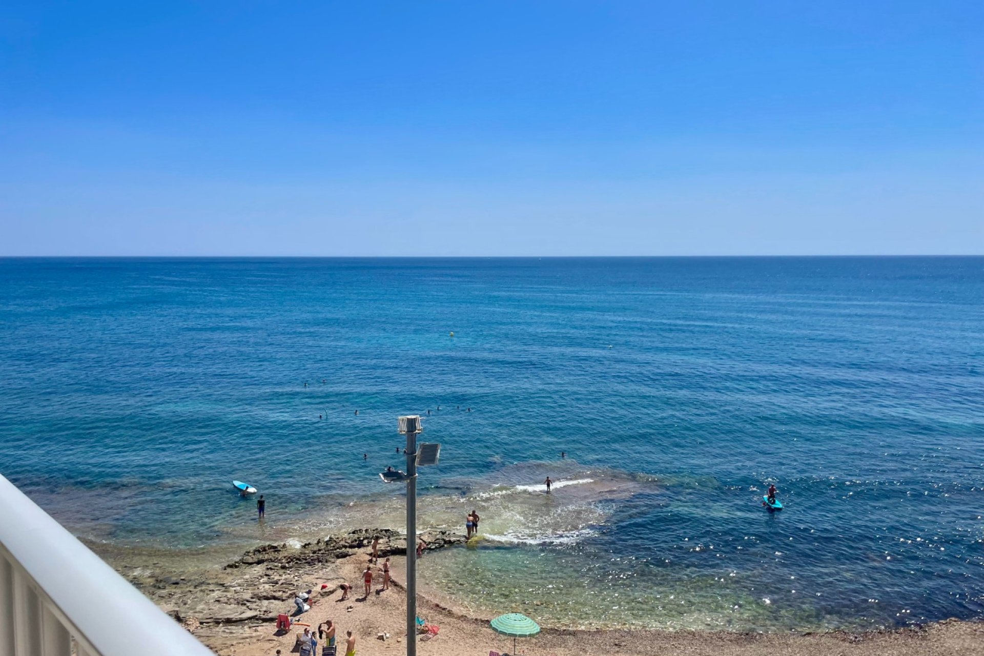 Beachfront apartment in Torrevieja with sea views