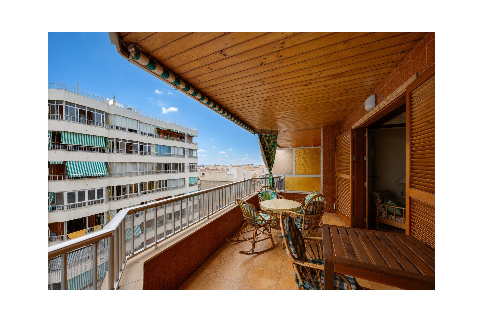 Beachfront apartment in Torrevieja