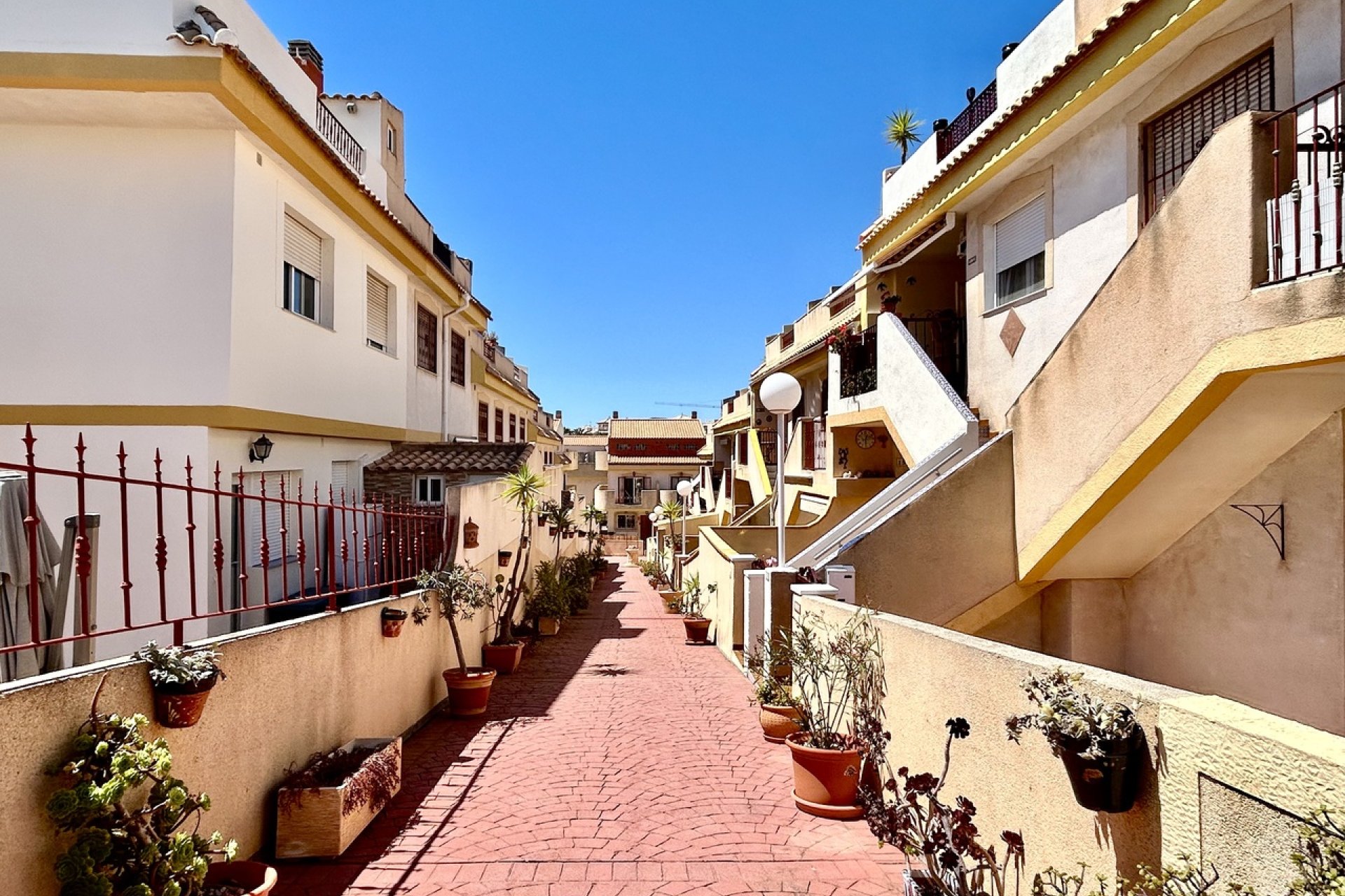 Begane grond appartement La Zenia met zwembad
