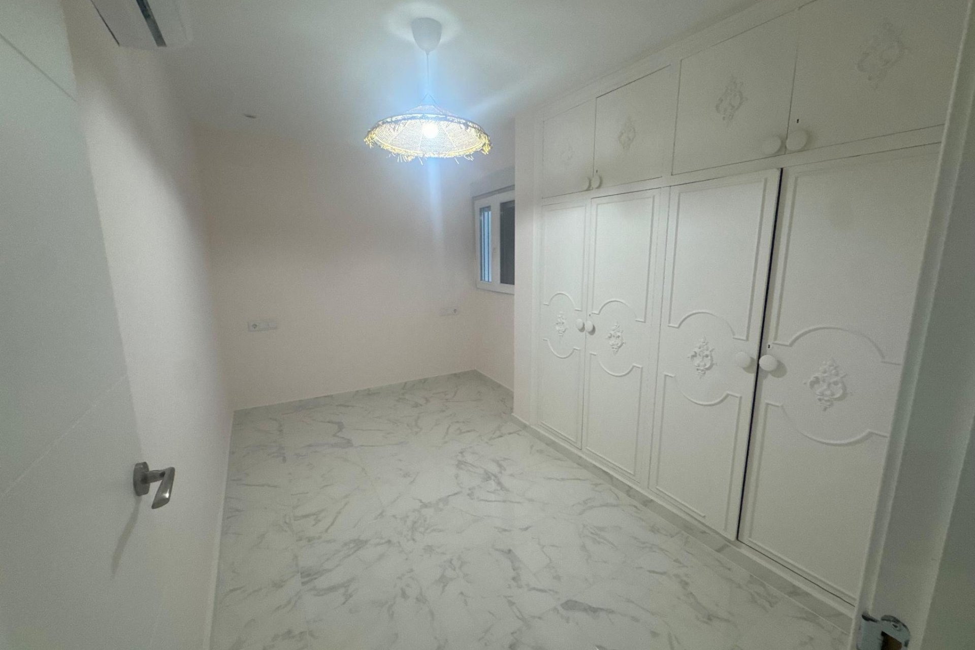 Bestaande bouw - Apartamento -
Torrevieja - Muelle Pesquero